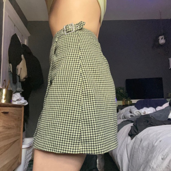 SOLD - Brandy Melville Green/Black miniskirt XS - Picture 4 of 4